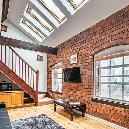 Beautiful 1-Bed Apartment In Grade Listed Warehouse - Victoria Quays, Sheffield City Centre, Free Parking, Pet Friendly, Netflix Kültér fotó