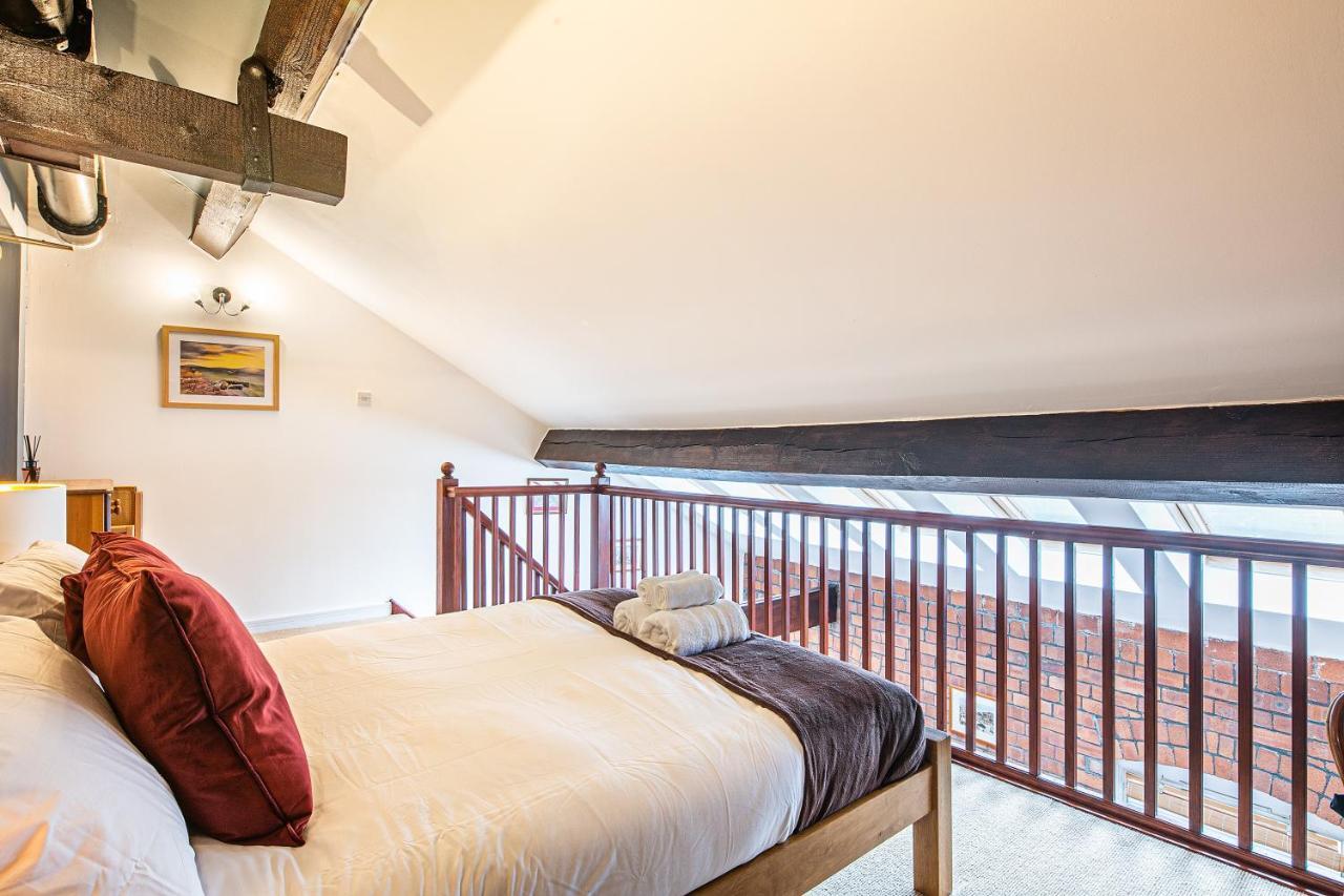 Beautiful 1-Bed Apartment In Grade Listed Warehouse - Victoria Quays, Sheffield City Centre, Free Parking, Pet Friendly, Netflix Kültér fotó
